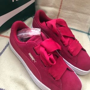 Red puma sneakers